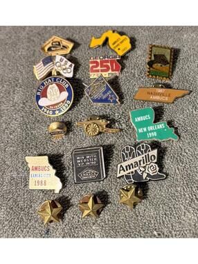 Lapel Pin Lot 17 Pins Ambucs, New Orleans, Big Hat Club, Stars